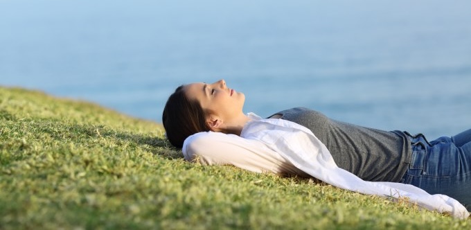 Early-Year Reflections: Do Rest and Work Complement Each Other or Oppose Each Other?